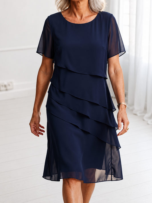 Vestido Midi de Capas Elegantes