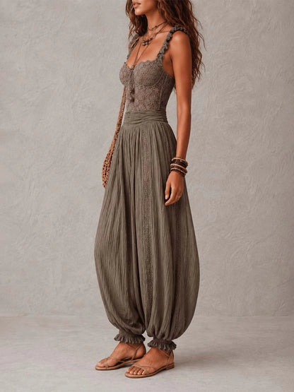 Conjunto de Encaje y Pantalón Harem